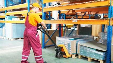 格力智能倉(cāng)儲(chǔ)物流裝備 引領(lǐng)無(wú)人工廠時(shí)代的智慧變革